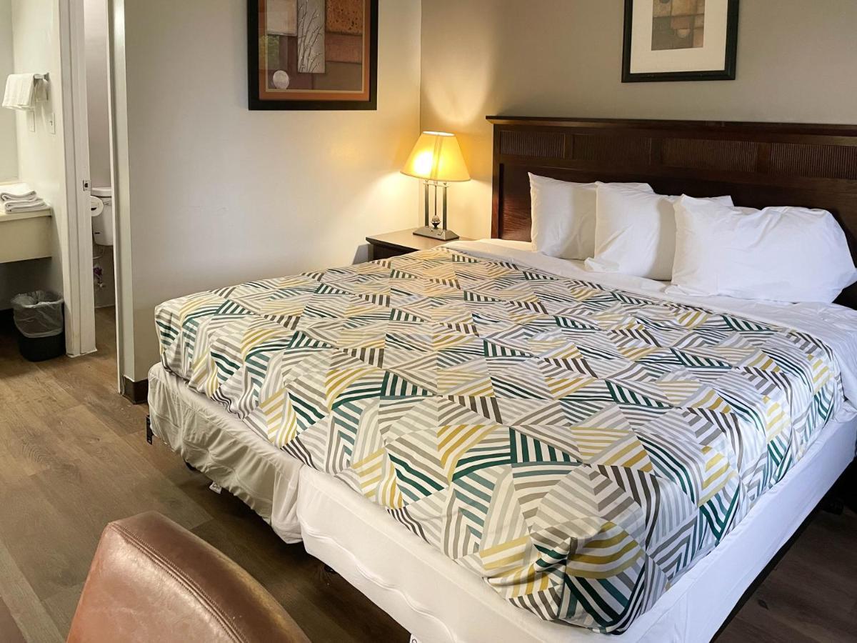 Suites Wytheville Va Bagian luar foto